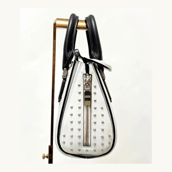 Alexander McQueen Authentic Black and White Crossbody Bag - Picture 4 of 12